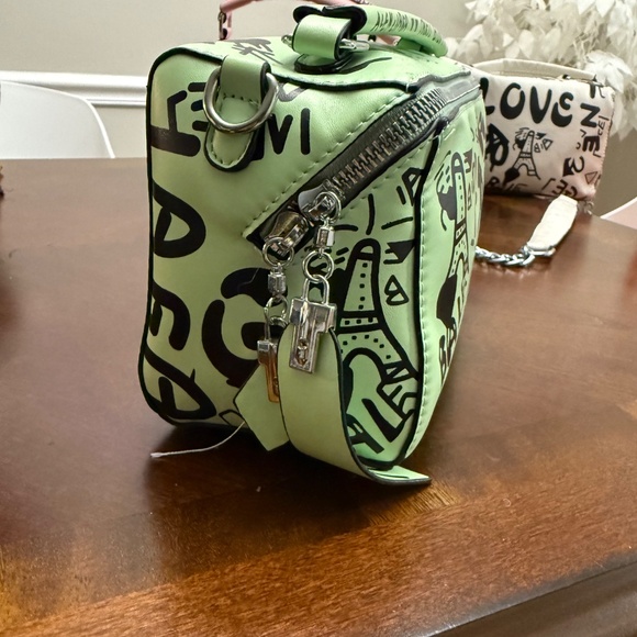 Green Paris Me Purse - Picture 2 of 3